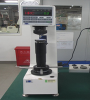 洛氏硬度機